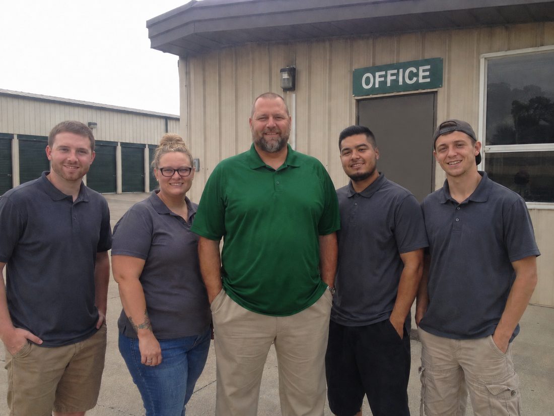 Pest control professionals in San Tan Valley, AZ